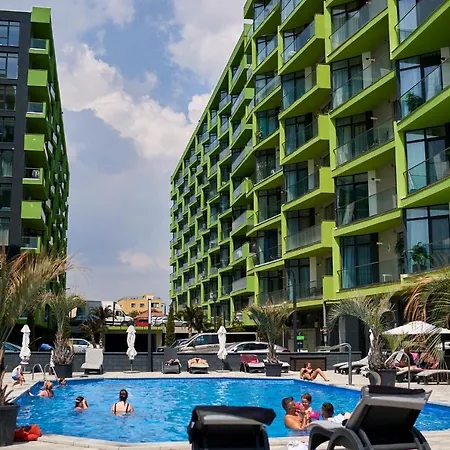 Royale Sundance 7 & Pool Nord