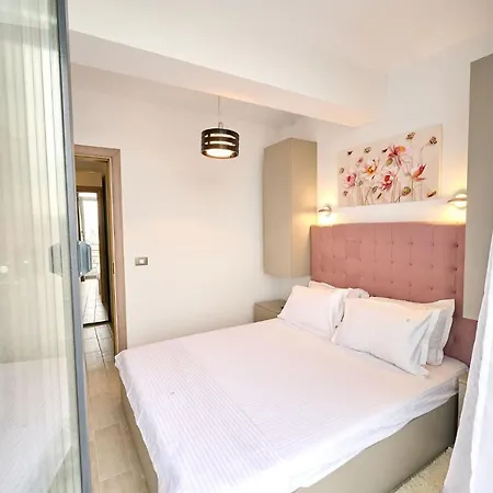 Royale Sundance 7 & Pool Nord Апартаменты *