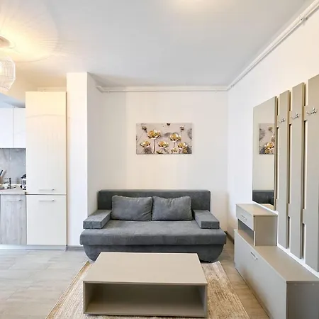 Royale Sundance 7 & Pool Nord Апартаменты *