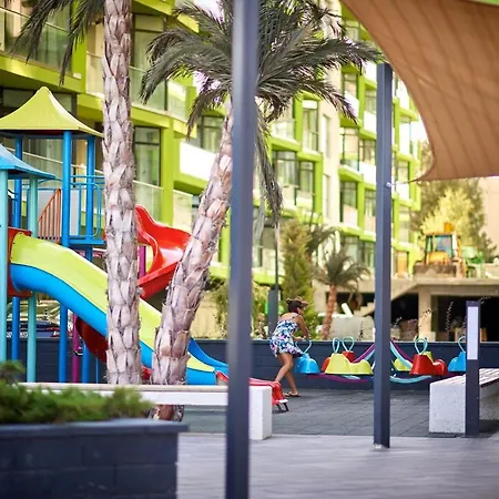 Royale Sundance 7 & Pool Nord * Мамая