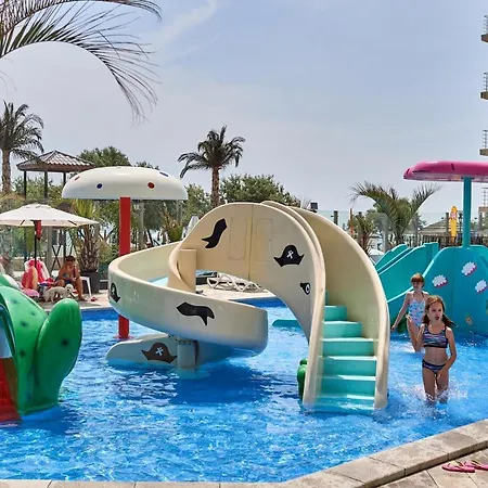 Royale Sundance 7 & Pool Nord * Mamaia