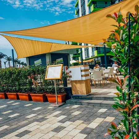 Royale Sundance 7 & Pool Nord