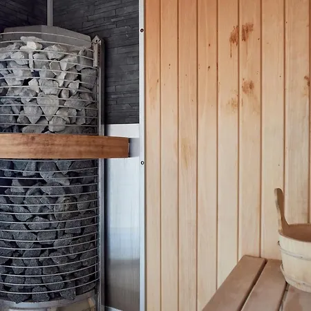 Апартаменты Royale Sundance 7 & Pool Nord Мамая